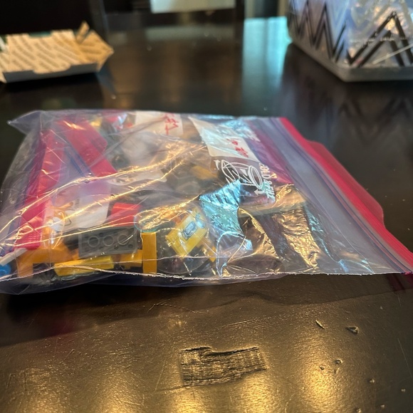 LEGO Marvel (76080) Ayesha's Revenge - Picture 4 of 5